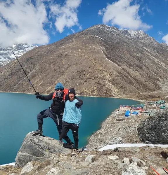 Randonnée au col de Gokyo Chola