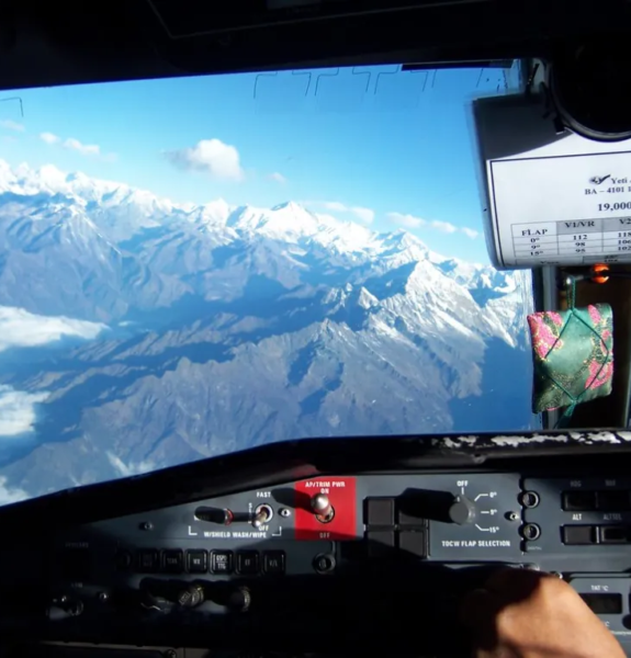Everest Mountain Flight