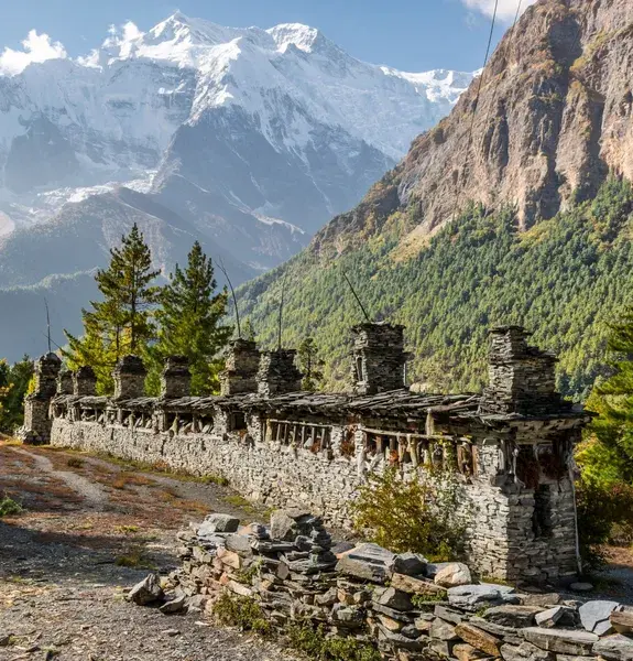 Short Manaslu Base Camp Trek