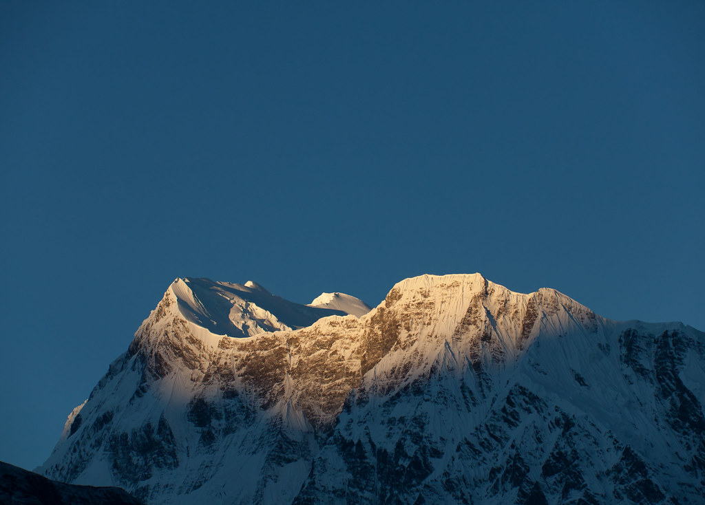 Annapurna Circuit vs Annapurna Base Camp Trek