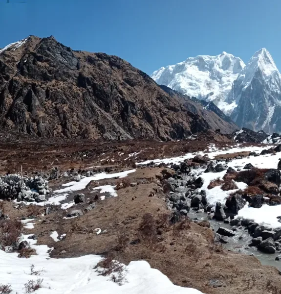 Kanchenjunga circuit Trek