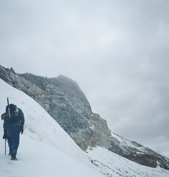 Escalada del pico Yala