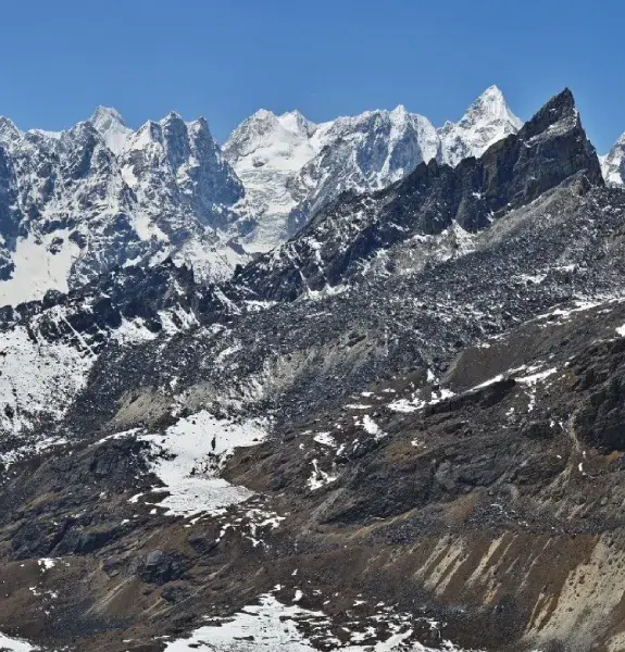 렌조 라 패스 트레킹