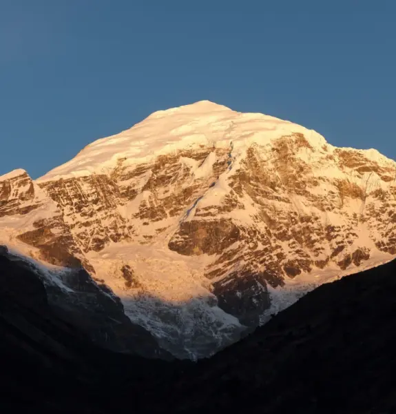 Laya Gasa Trek